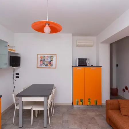 A03 - Massignano, Bilocale Immerso Nel 1 *