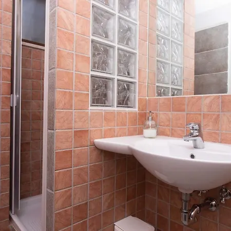 A03 - Massignano, Bilocale Immerso Nel 1 *