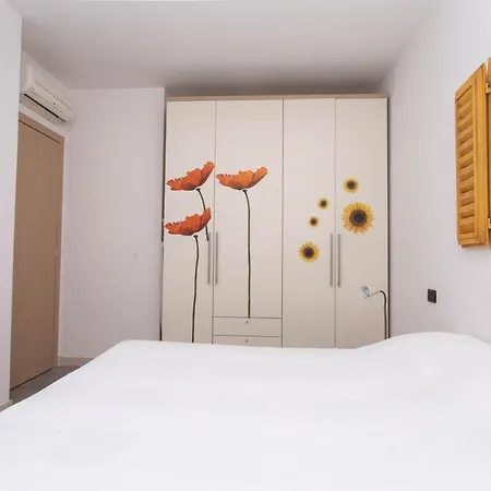 A03 - Massignano, Bilocale Immerso Nel 1 Appartement